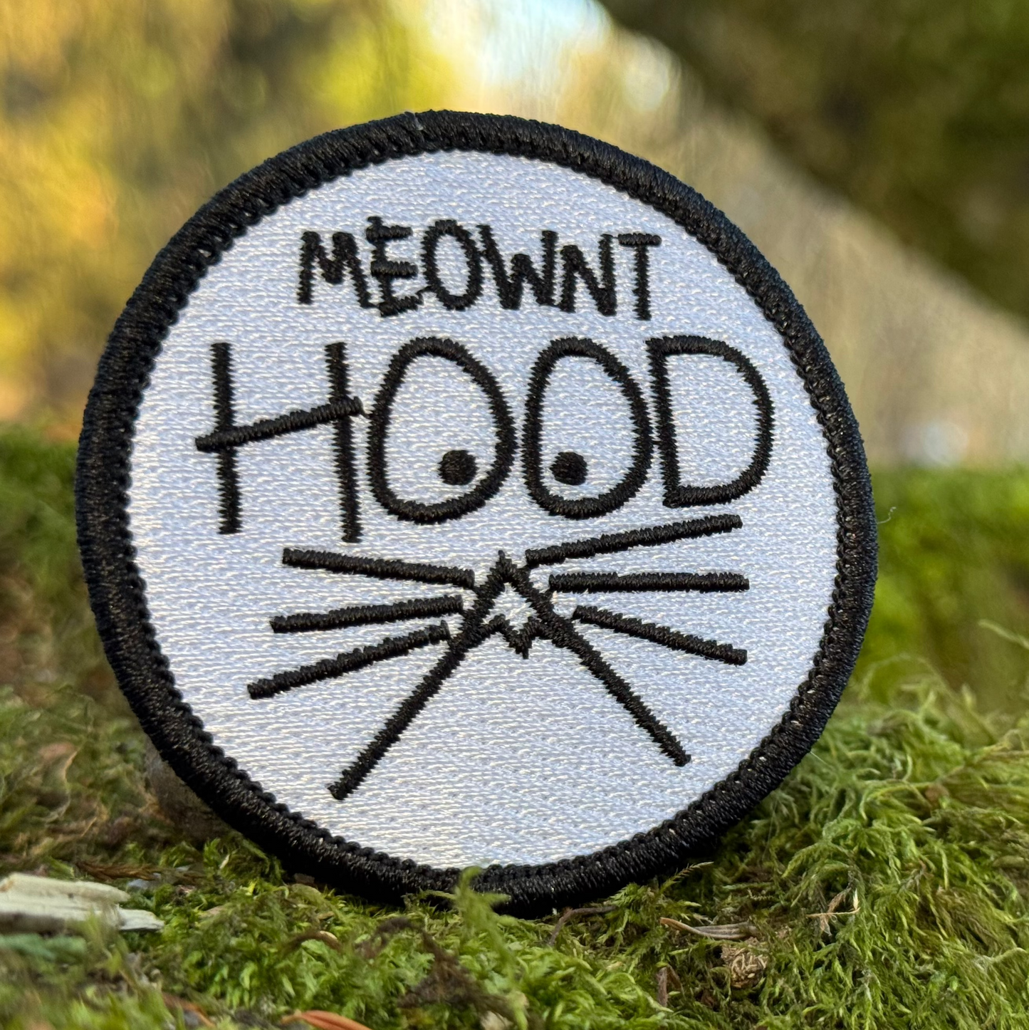 Meownt Hood Oregon Cat | Iron-on Embroidered Patch