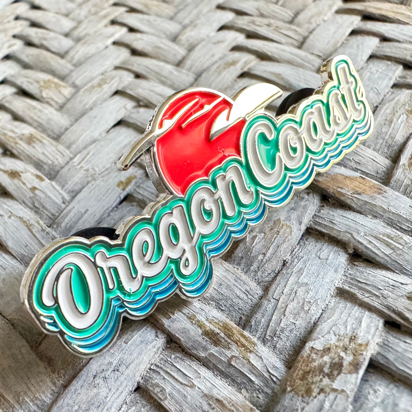 Oregon Coast Retro | Enamel Lapel Pin