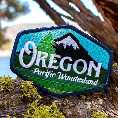 Oregon Pacific Wonderland Vintage | Iron-on Embroidered Patch