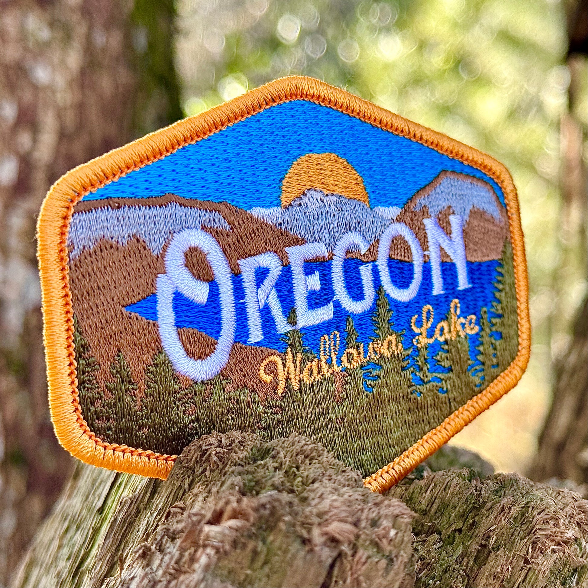 Oregon Wallowa Lake Vintage | Iron-on Embroidered Patch