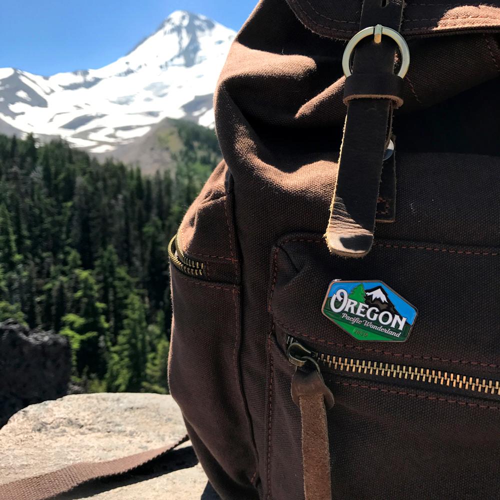 Oregon Pacific Wonderland Vintage | Enamel Lapel Pin