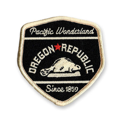 Oregon Republic Beaver Pacific Wonderland | Iron-on Embroidered Patch